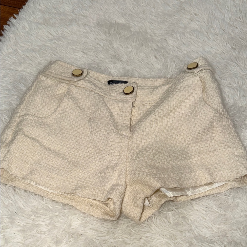 Women's tweed Cream Shorts